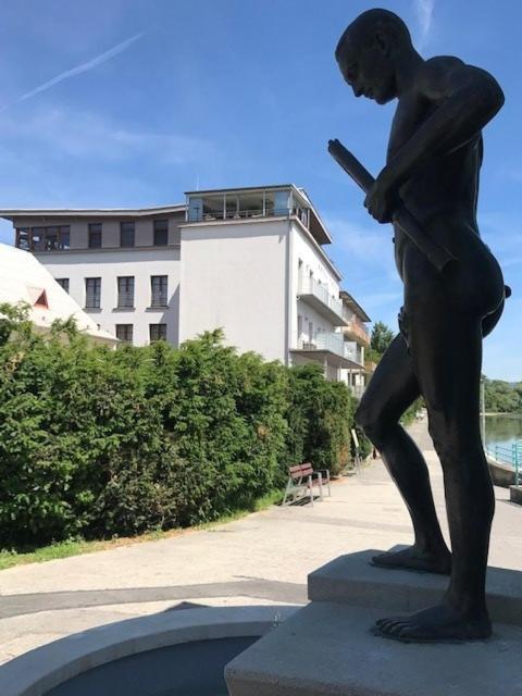 Hotel Pavla Piestany Bagian luar foto