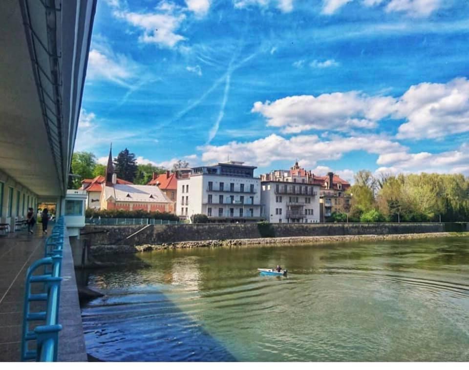Hotel Pavla Piestany Bagian luar foto