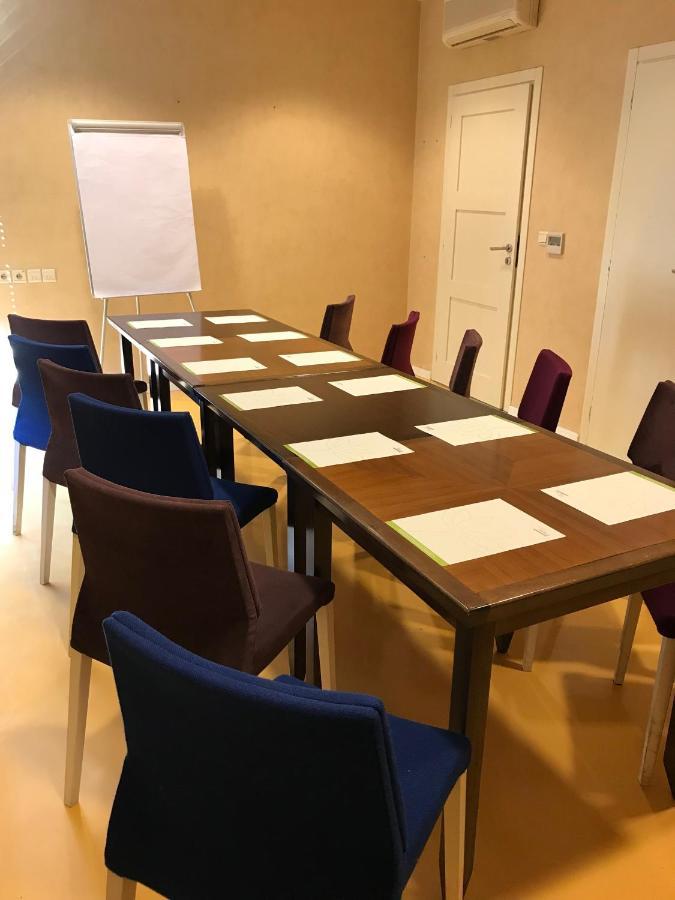 Hotel Pavla Piestany Bagian luar foto